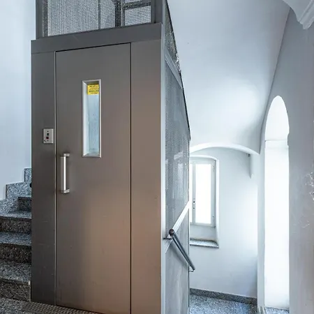 Moleloca - San Tommaso 2 Torino